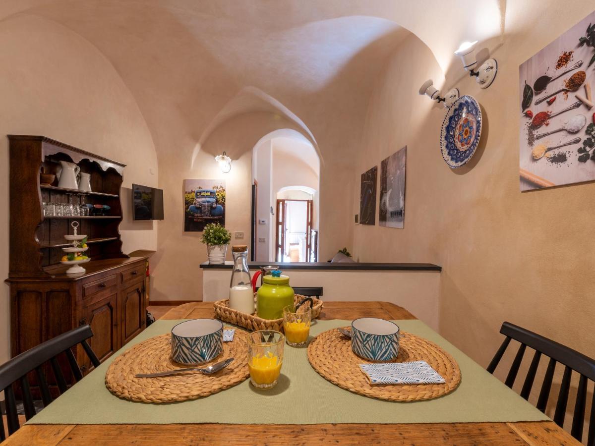 In Centro Citta, Nei Vicoli Del Borgo Apartment Sanremo Ngoại thất bức ảnh