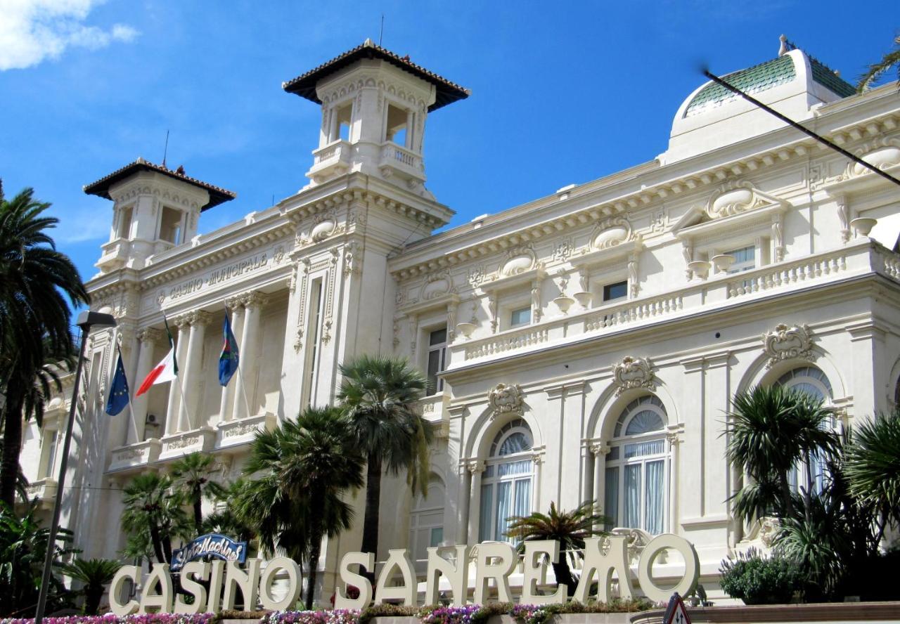 In Centro Citta, Nei Vicoli Del Borgo Apartment Sanremo Ngoại thất bức ảnh